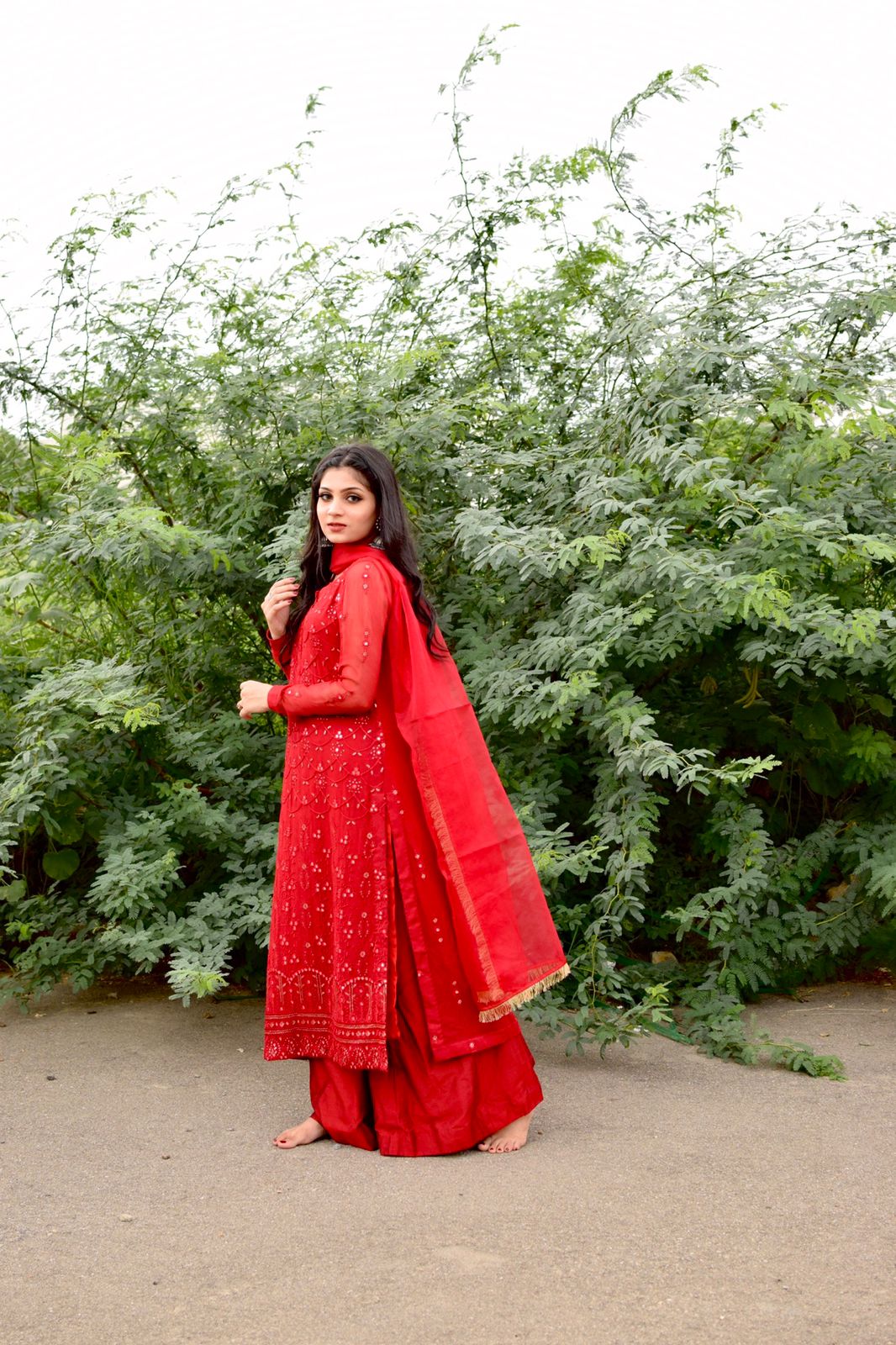 Product Detail | Amna Ismail
