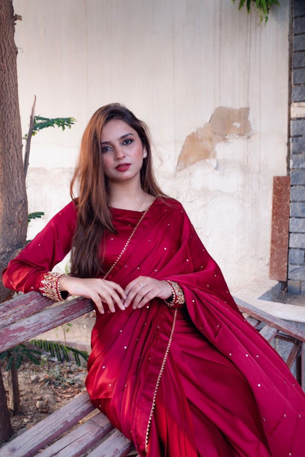 Pure Maroon Maheshwari Silk Saree – ShopBollyWear.Com