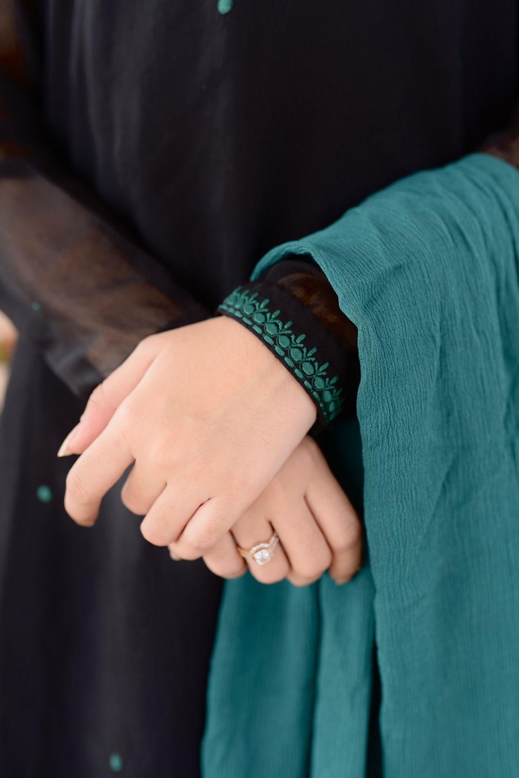 BLACK GREEN EMB DRESS