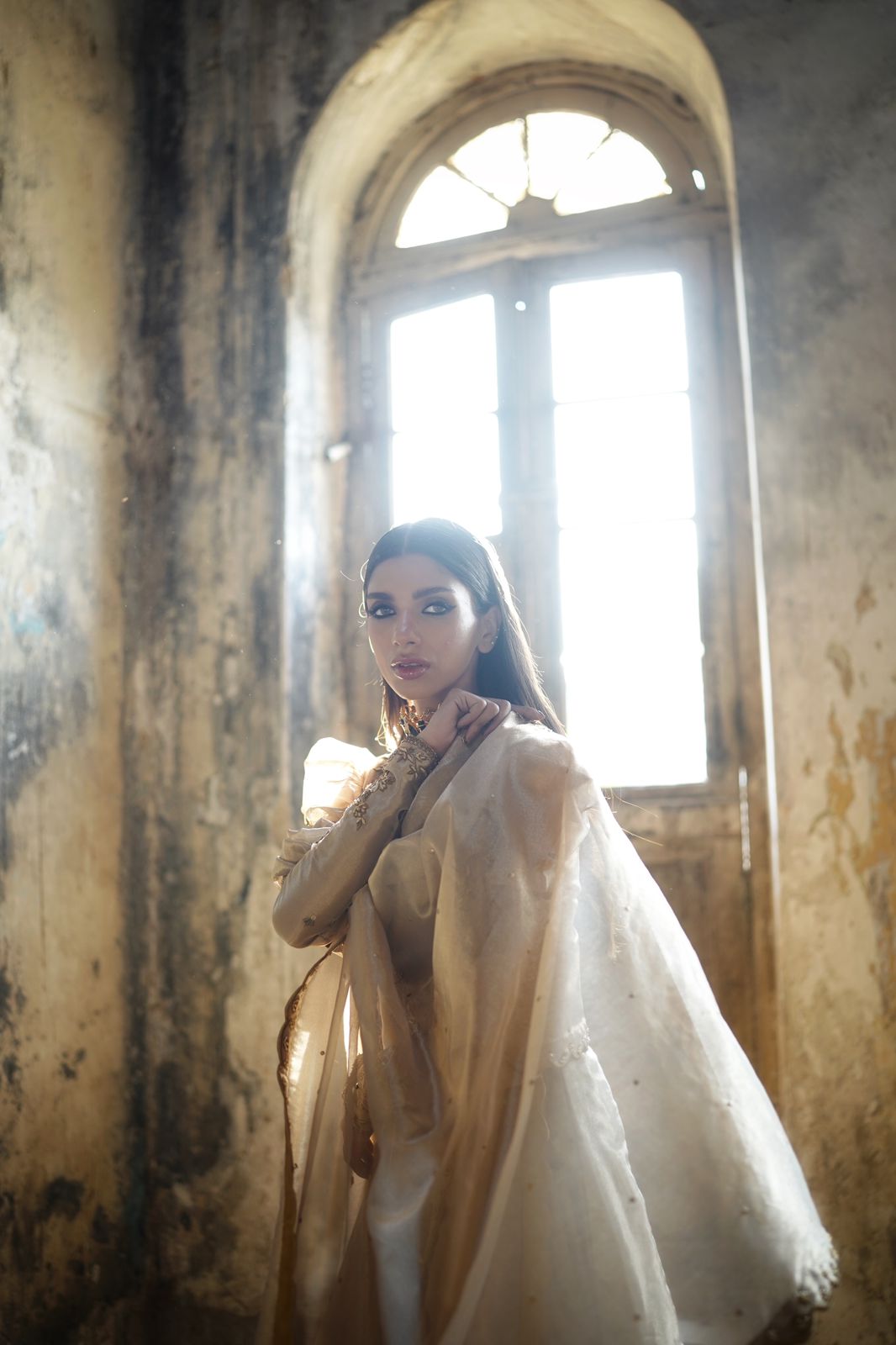 ZEBAISH E ZAMANA ( GOLDEN DRESS )