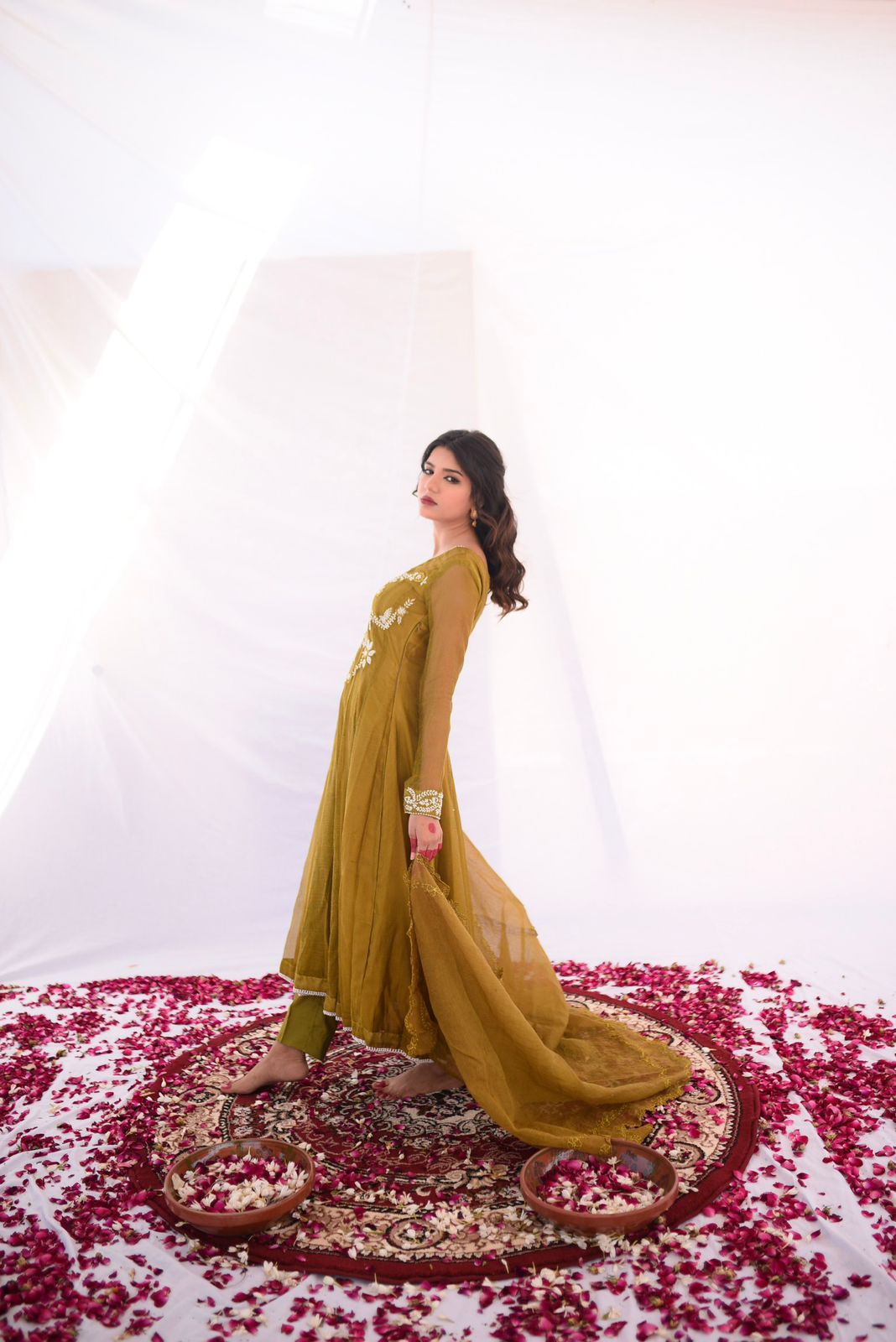 MEETHI EID'24 ( OLIVE GREEN PISHWAS )