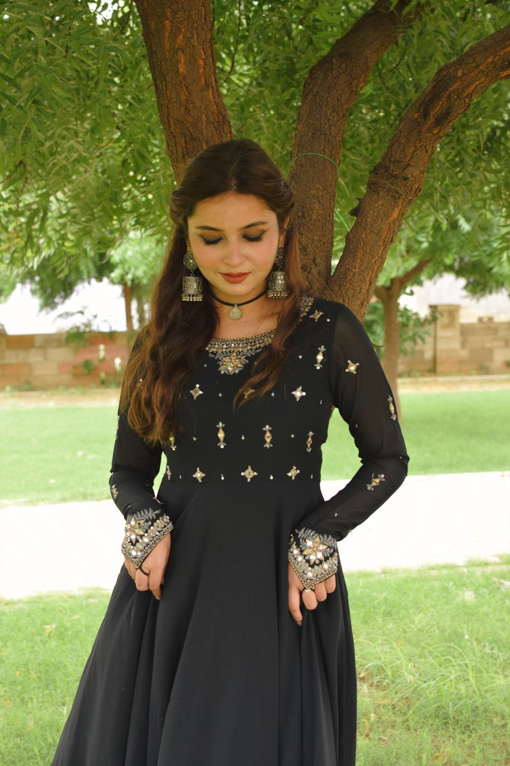 BLACK GEORGETTE PISHWAS
