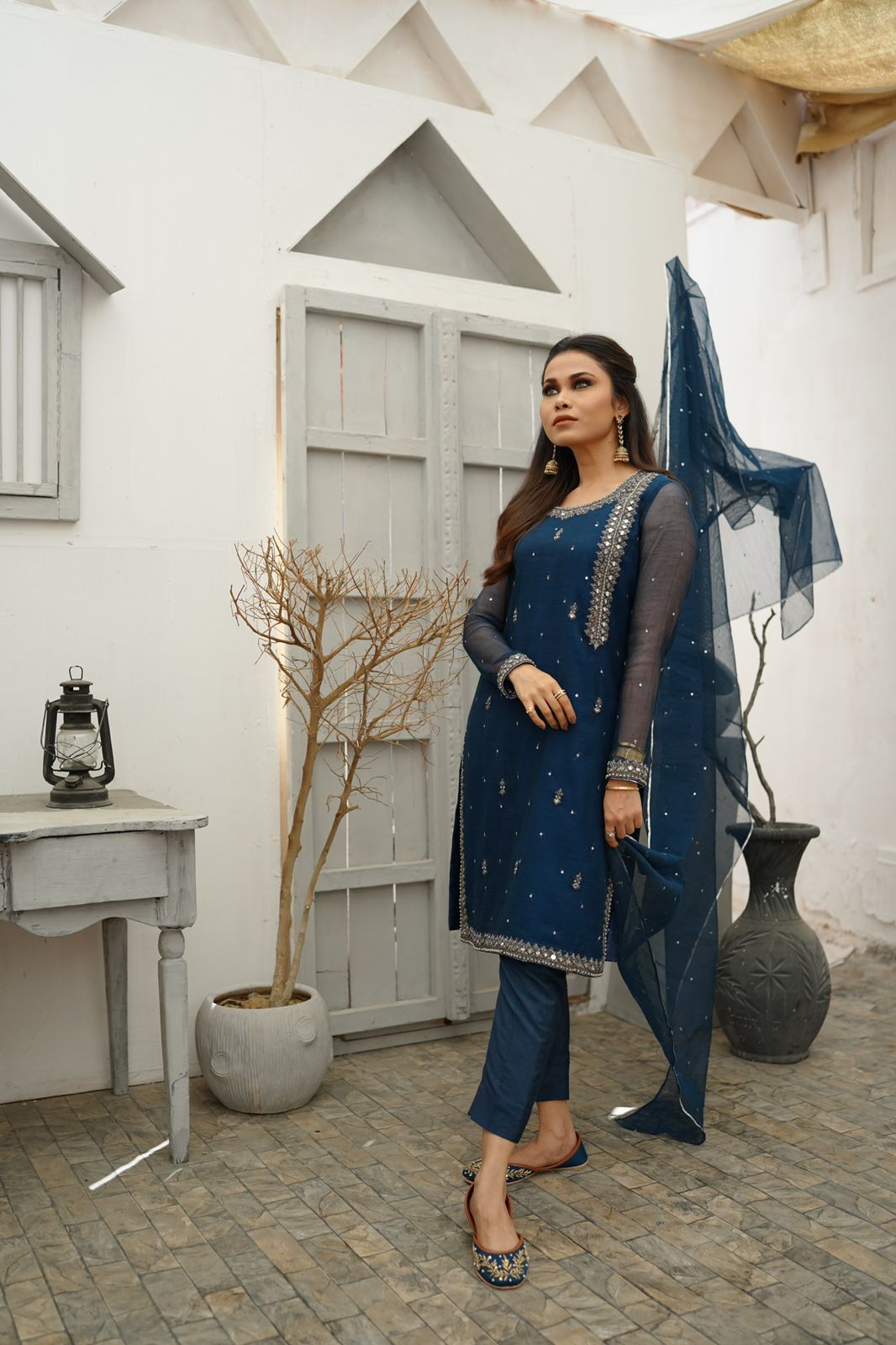 TANGAROA SHEESHA WORK DRESS