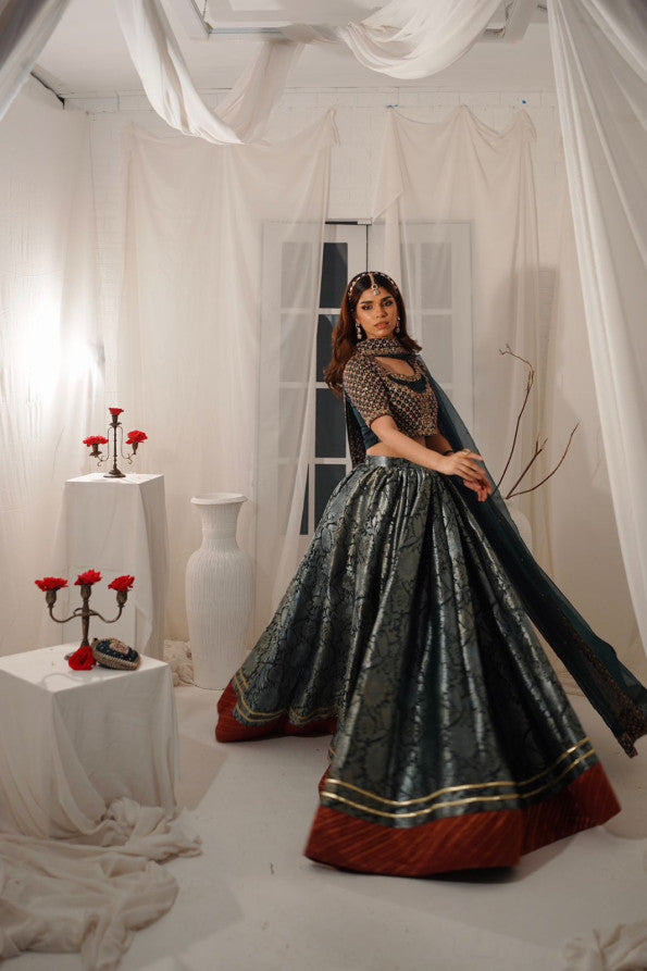 RANGREZ COLLECTION ( JAMAWAR LEHANGA CHOLI)