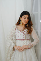RANGREZ COLLECTION ( OFF WHITE ANGRAKHA)