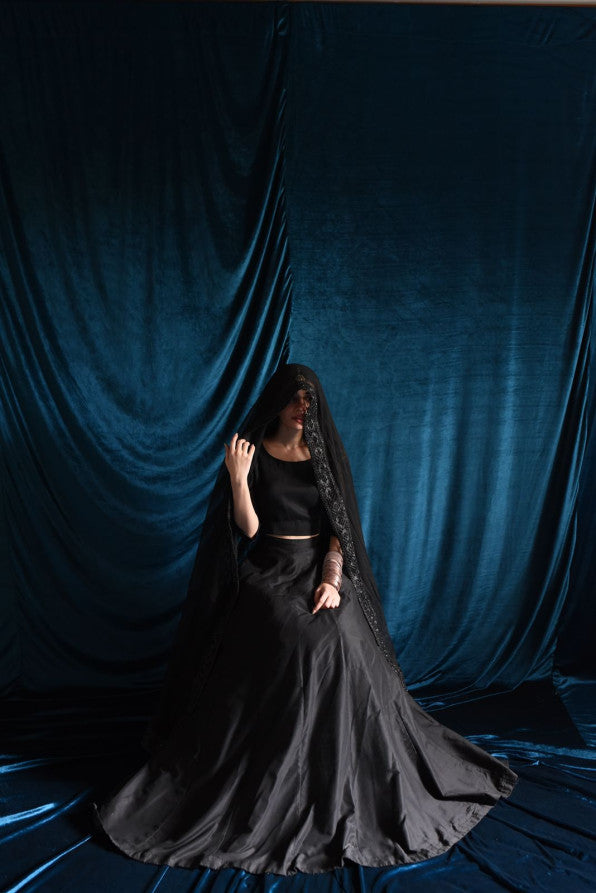 BLACK LEHANGA CHOLI