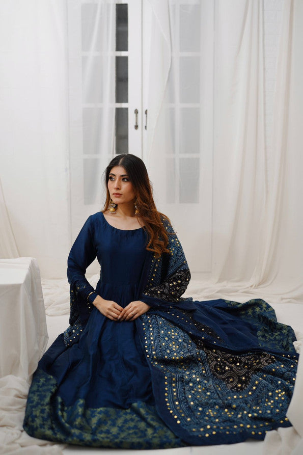 RANGREZ COLLECTION (BLUE KAMDANI DRESS )
