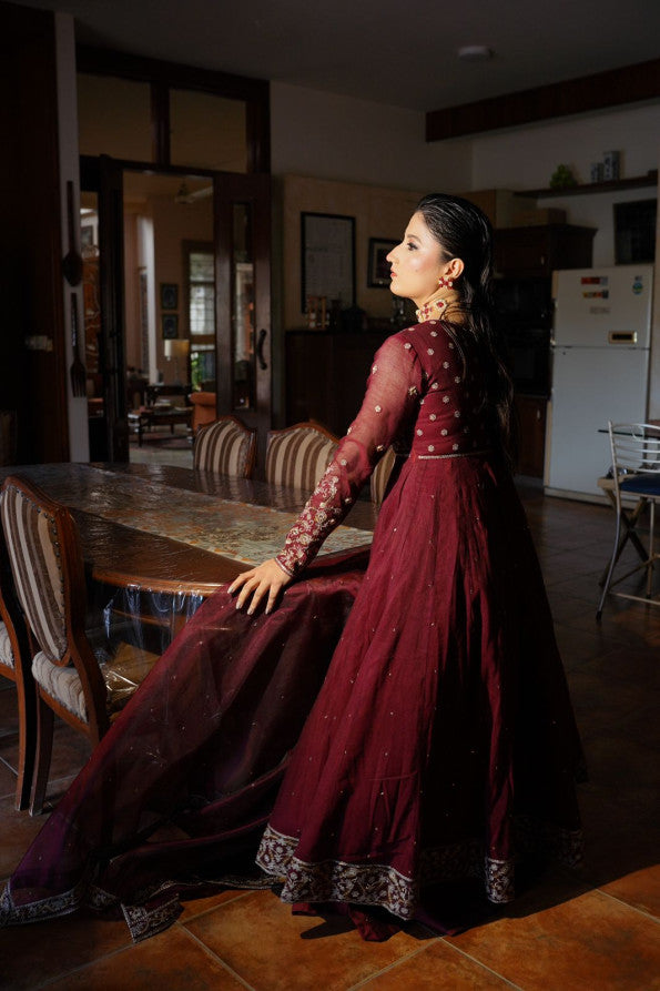 Ashnah Collection'25 ( Maroon pishwas )
