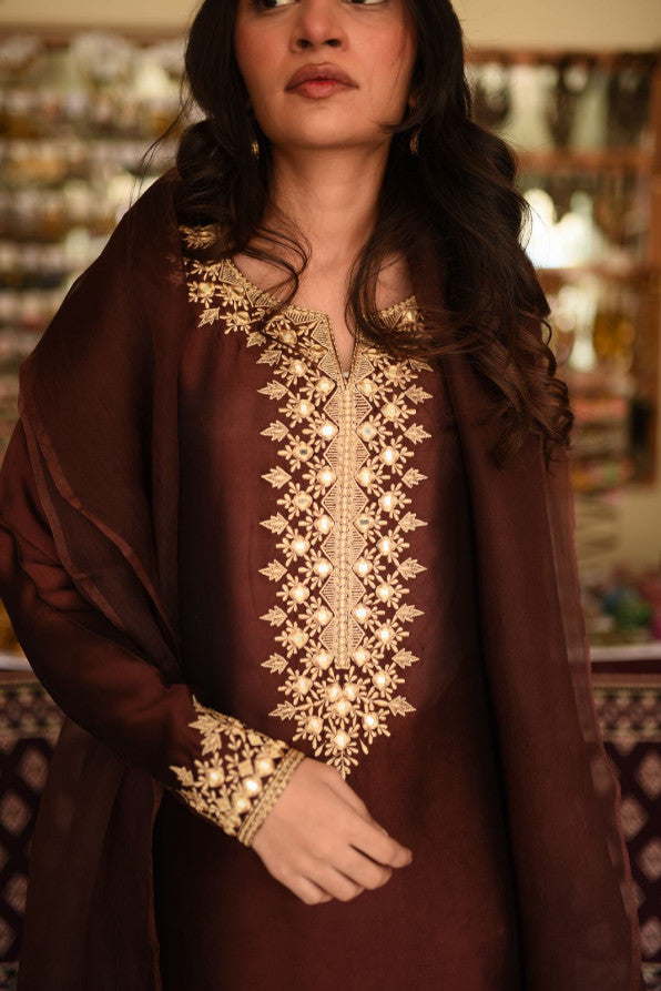 BROWN FARSHI DRESS