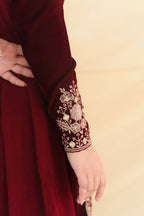 SONEHRI COLLECTION ( MAROON VELVET FARSHI )