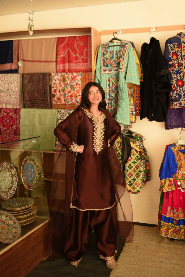 BROWN FARSHI DRESS