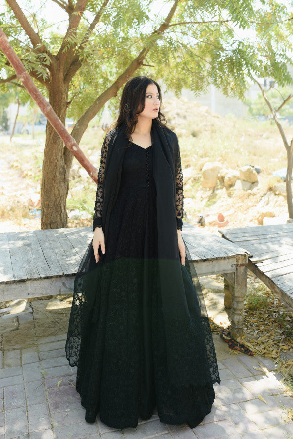 BLACK FLOWY DRESS