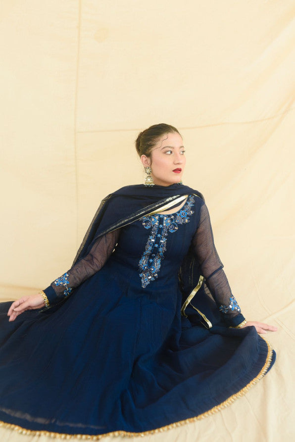 SONEHRI COLLECTION ( BLUE PISHWAS )