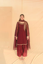 SONEHRI COLLECTION ( MAROON FARSHI )