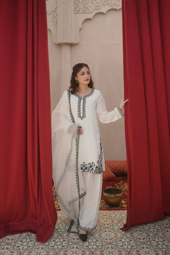 EID COLLECTION’25 WHITE FARSHI SHALWAR