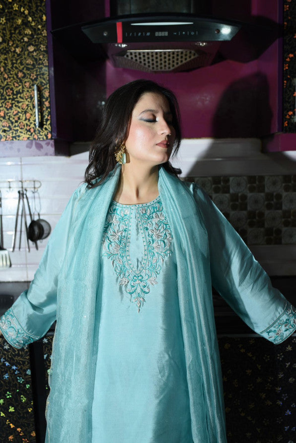 ASMAANI BLUE FARSHI
