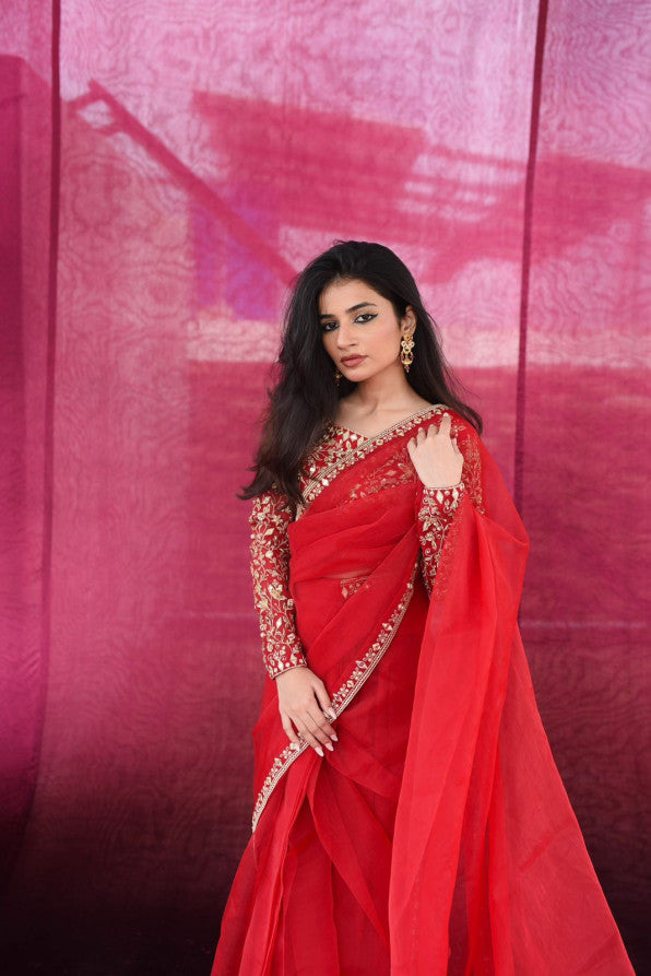 FESTIVE'25 ( RED DULHAN SAREE )