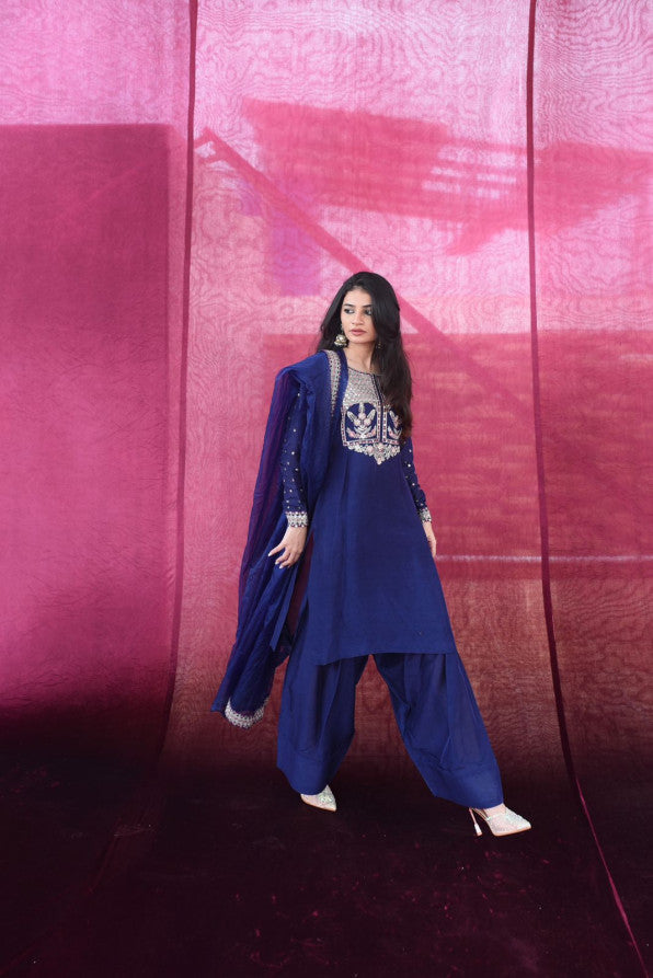 FESTIVE PRET 25 ( SEQUENCED DRESS FARSHI )