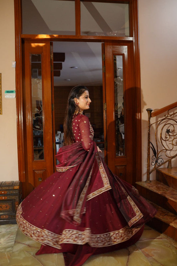 Ashnah Collection'25 ( Maroon pishwas )