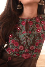 FLOWER GIRL' 07 ( BROWN ATTIRE )