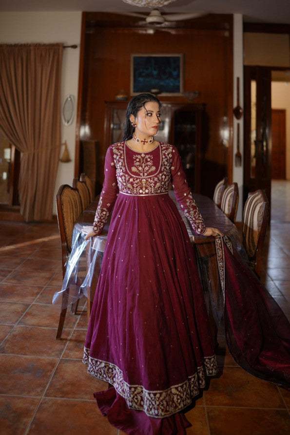 Ashnah Collection'25 ( Maroon pishwas )