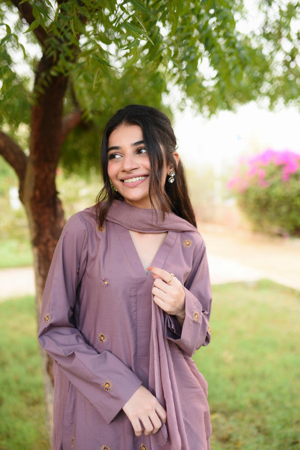 AKS ( MAUVE SHALWAR KAMEEZ )