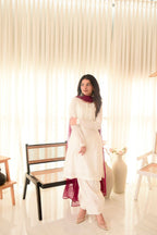 FLOWER GIRL ( WHITE DRESS )