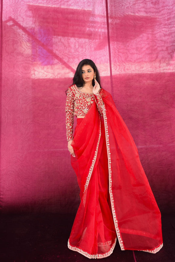 FESTIVE'25 ( RED DULHAN SAREE )