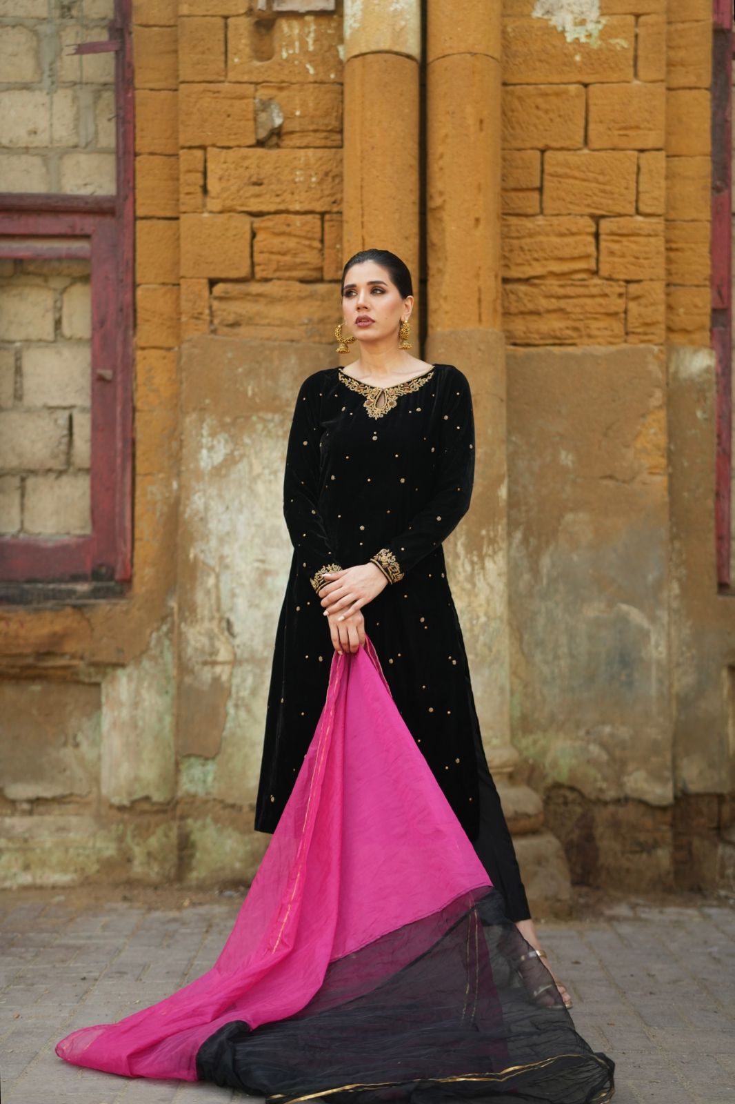 BLACK VELVET WITH P/B DUPATTA