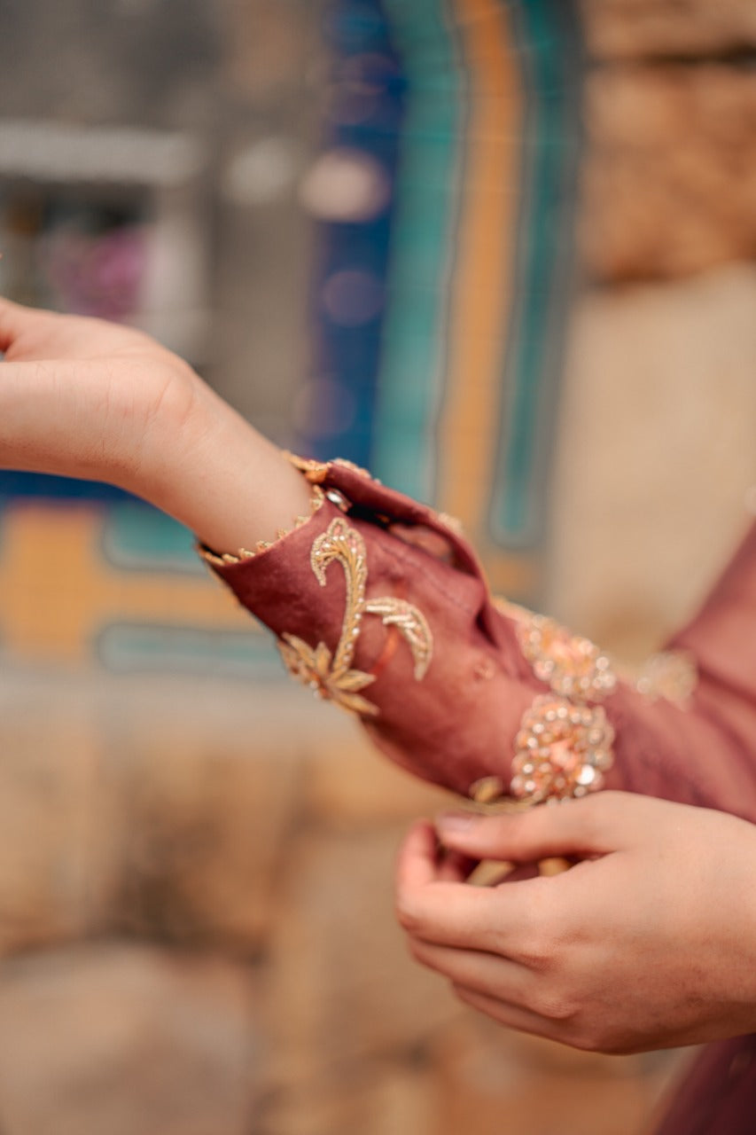 JASHN E BAHARA (TEA PINK)