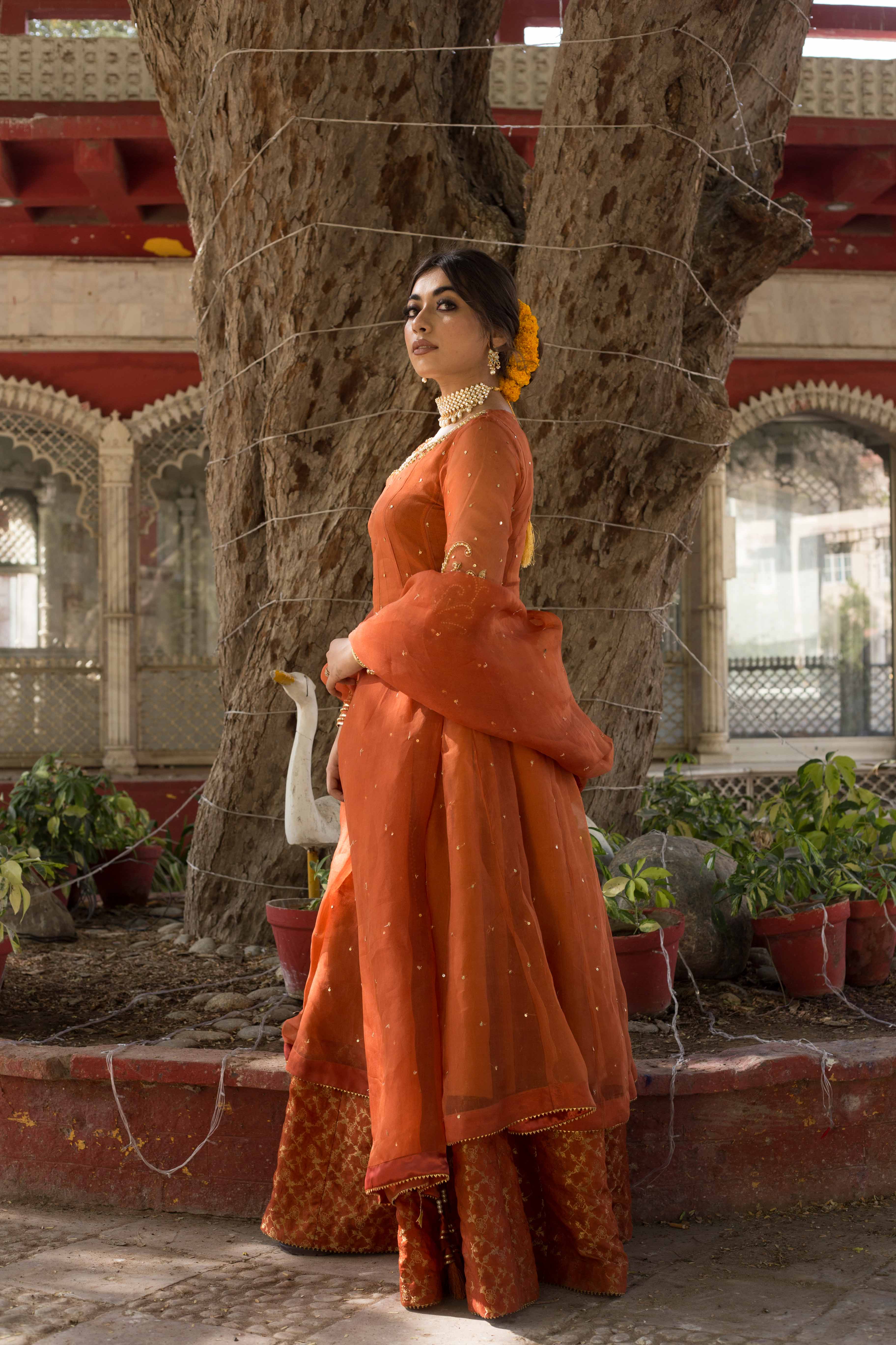 Rangeen kehkashan ( NARANGI )