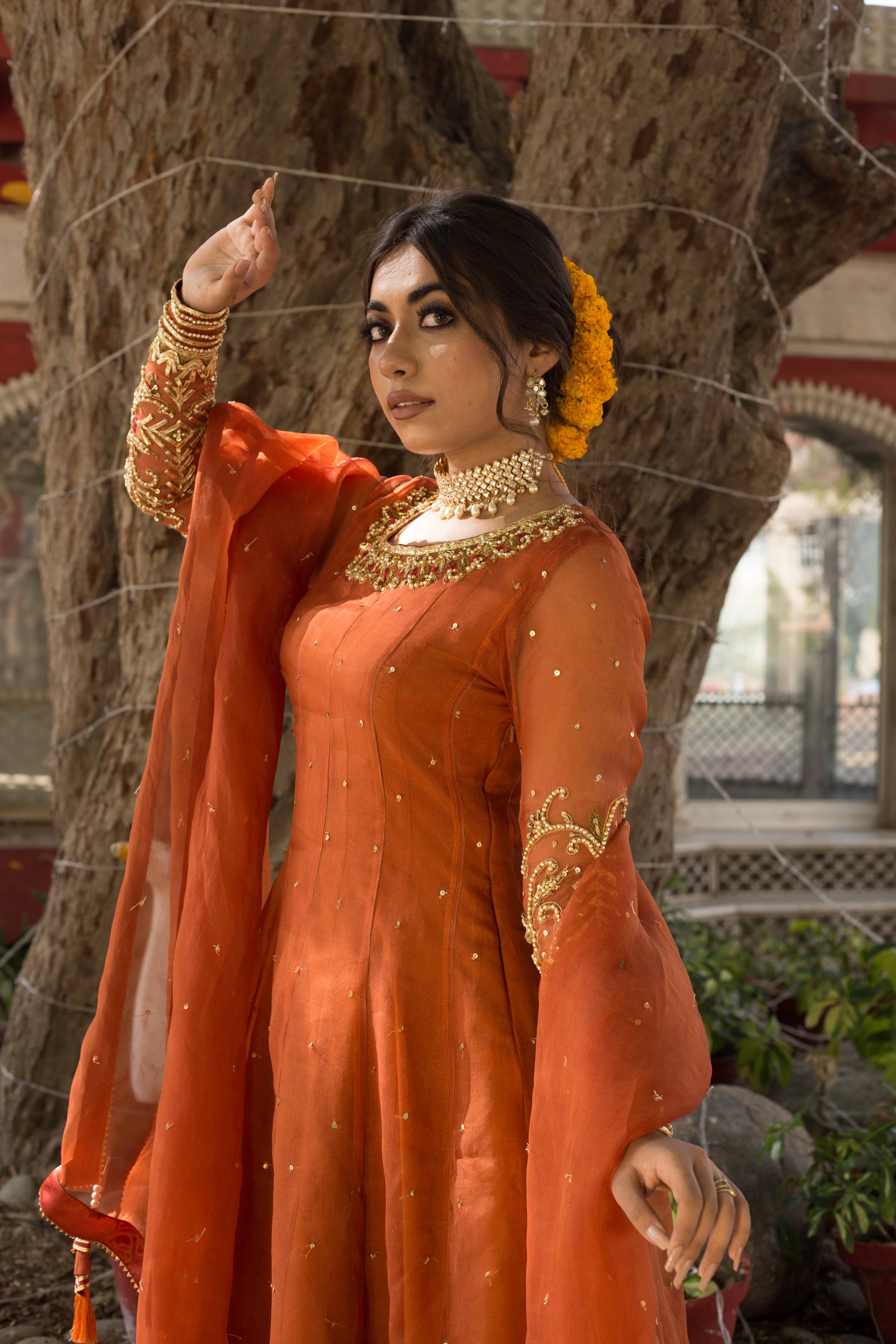 Rangeen kehkashan ( NARANGI )