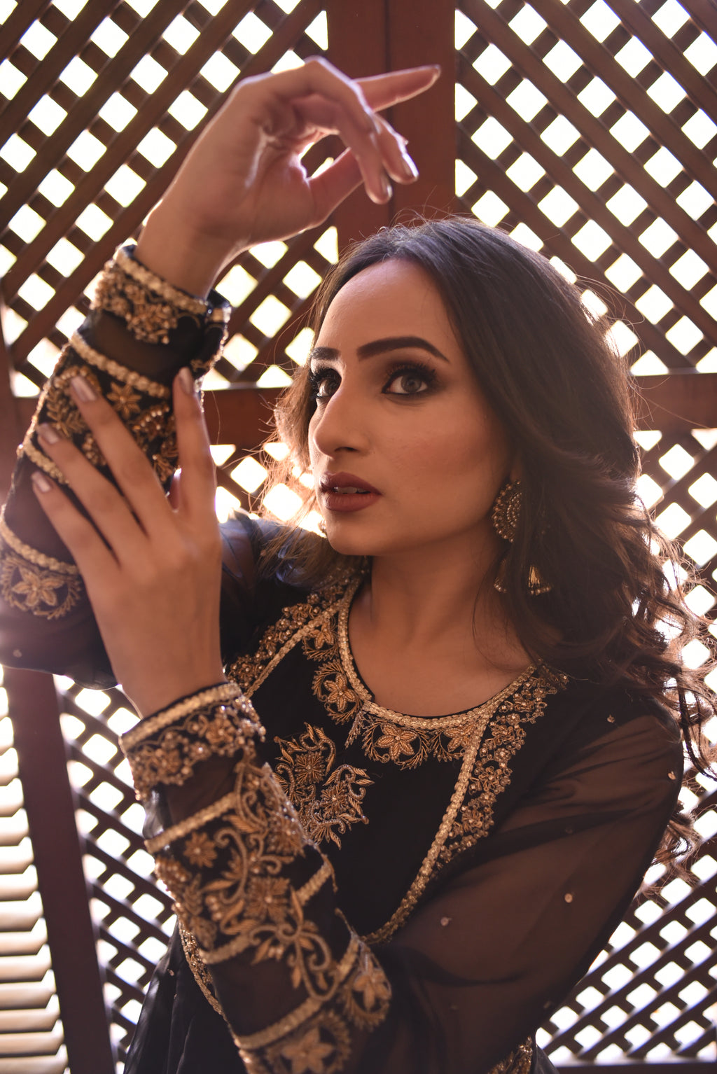 LAJPAAL "BLACK ORGANZA PISHWAS
