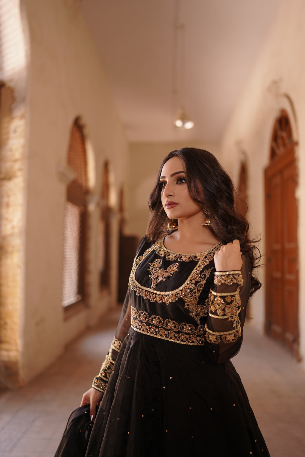LAJPAAL "BLACK ORGANZA PISHWAS