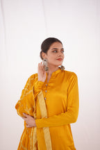 YELLOW SLK WEAVED DUPATTA