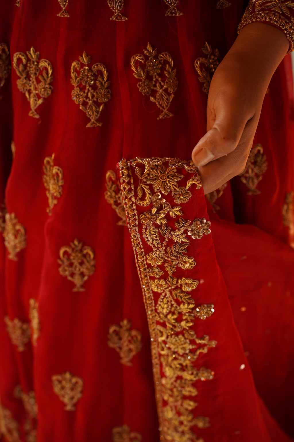 KHAZAIN ( RED BRIDAL)