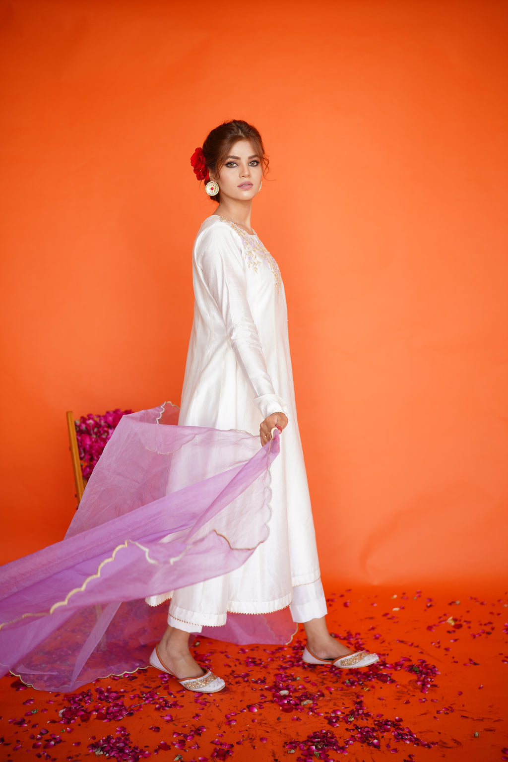 EID COLLECTION'23 ( WHITE/LILAC DRESS )
