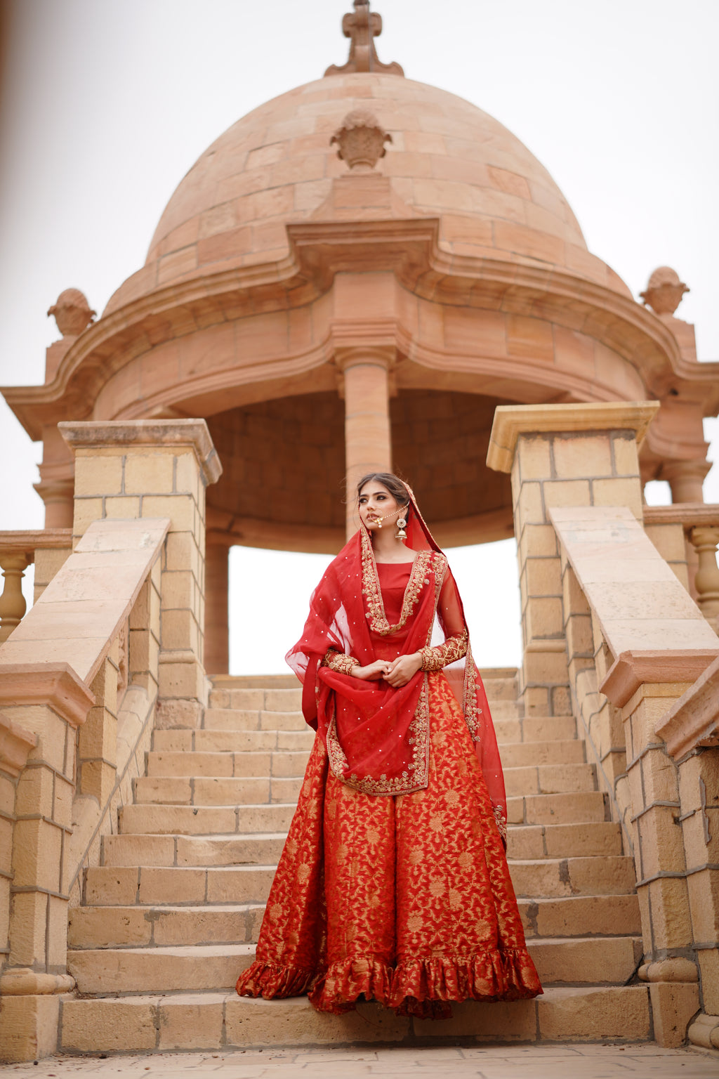 SURKH BRIDAL LEHANGA
