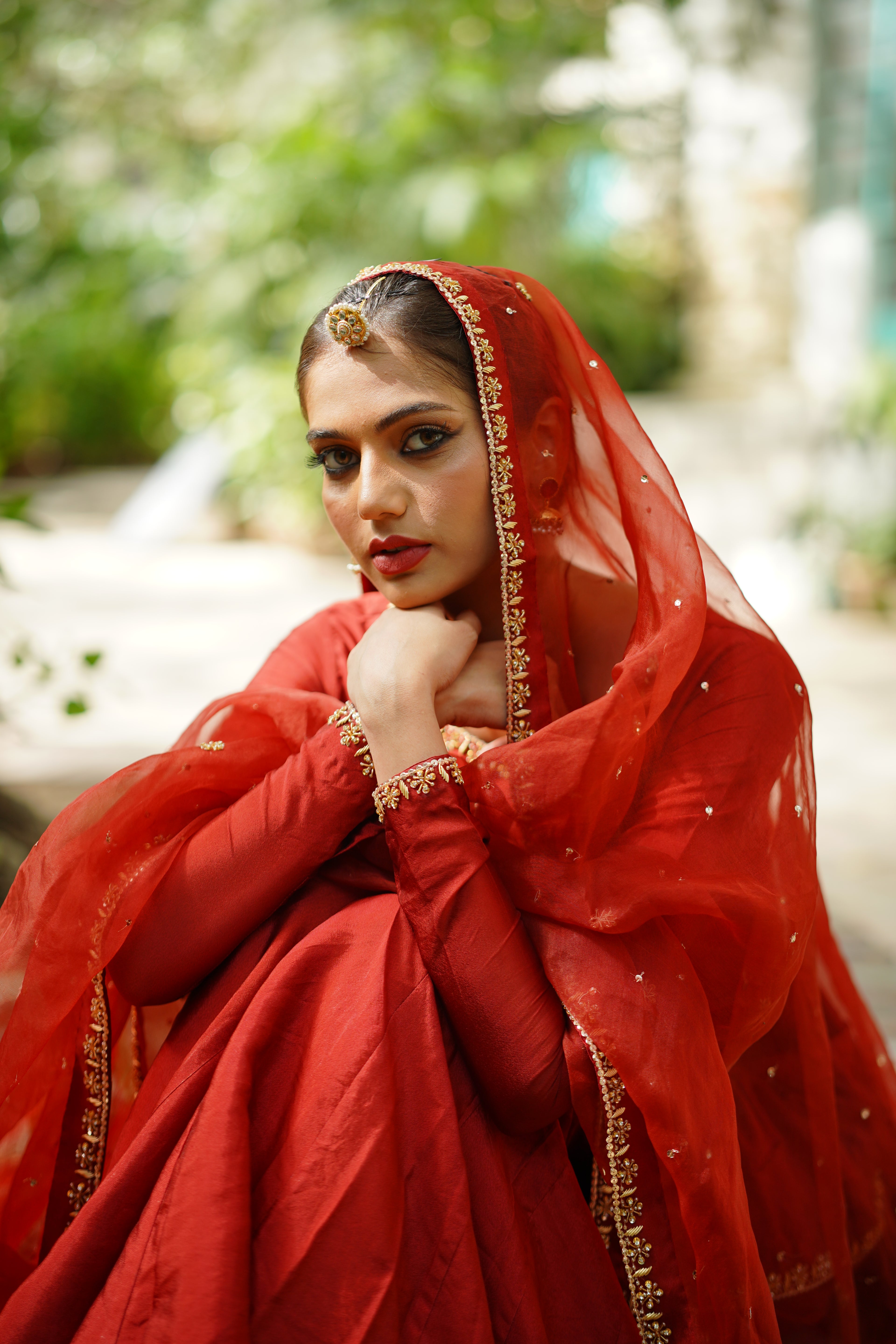 ROSHAN ( LAAL GARARA)