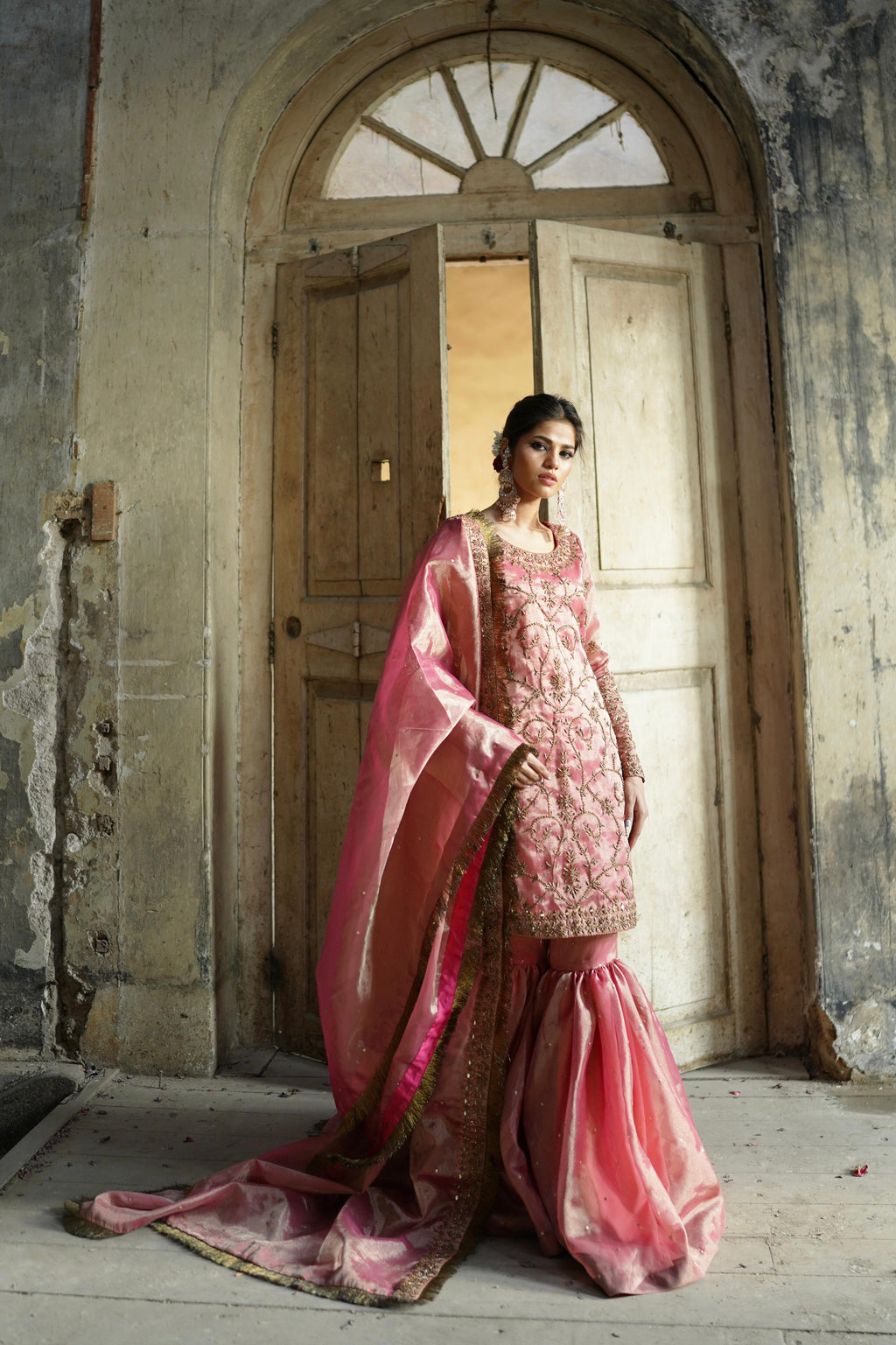 ZEBAISH E ZAMANA (PINK GOLD GHARARA)