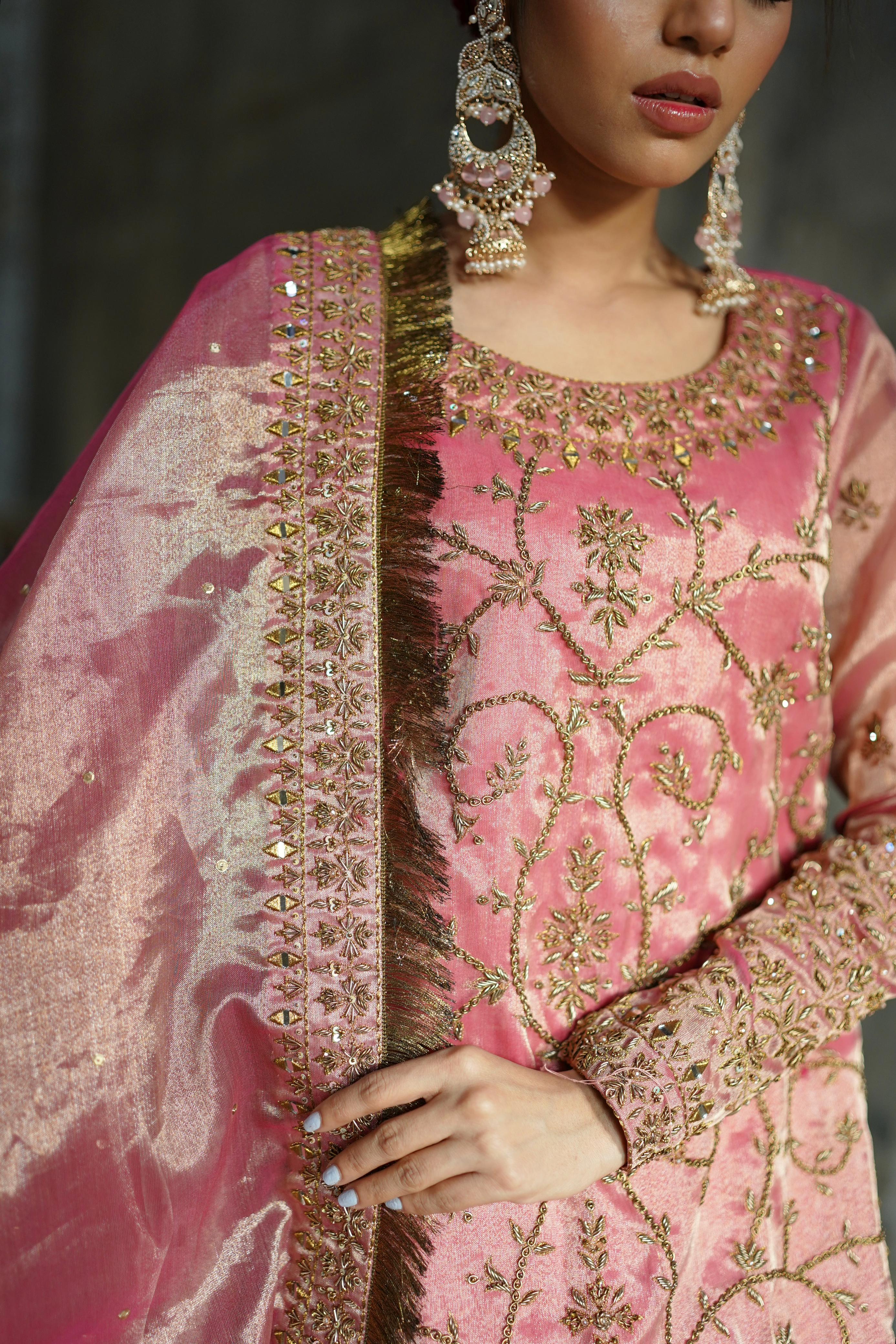 ZEBAISH E ZAMANA (PINK GOLD GHARARA)
