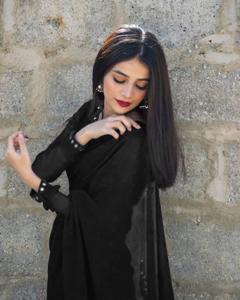 BLACK SHEESHA SAREE